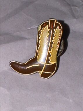 Vintage Cowboys/Cowgirls Enamel Pin in Brown and Gold